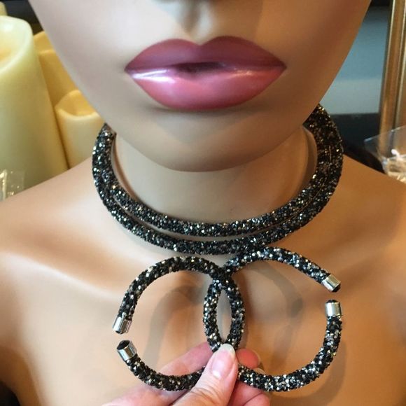 BLACK ICICLE Necklace with 2 Bracelets! - Picture 1 of 9